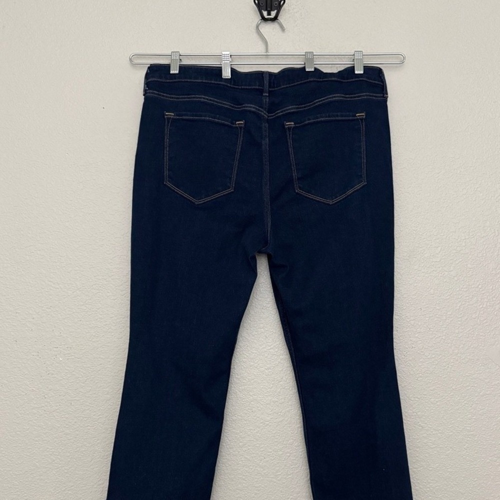 Old Navy Wow Boot-Cut Mid Rise Dark Wash Denim Jeans Size 18 - Picture 6 of 10